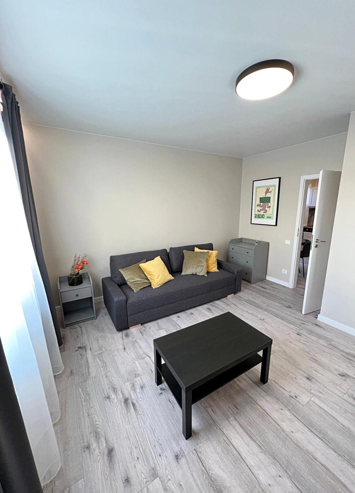 Clinic Studio Apartments By Hostlovers Kaunas Exterior photo